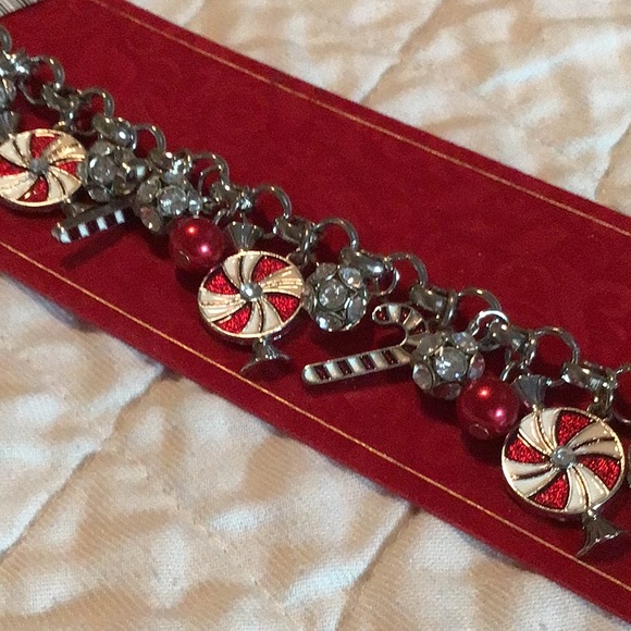 Holiday Lane silver tone Christmas bracelet by Macys - Picture 2 of 5